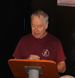 Bill Tuck speaking at the Symposium of the International Mummers Unconvention, Bath, 2011